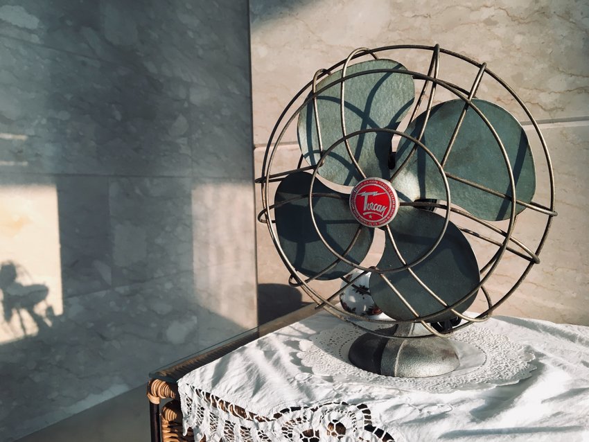 How to clean cooling fans
